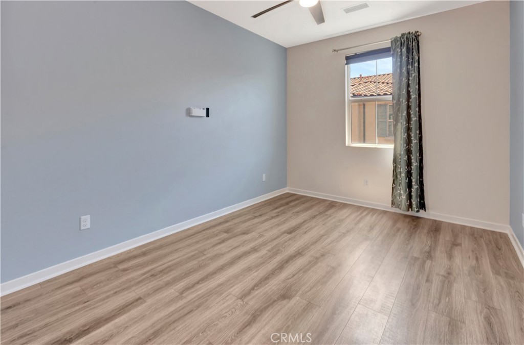 76 Finch Property Photo 27