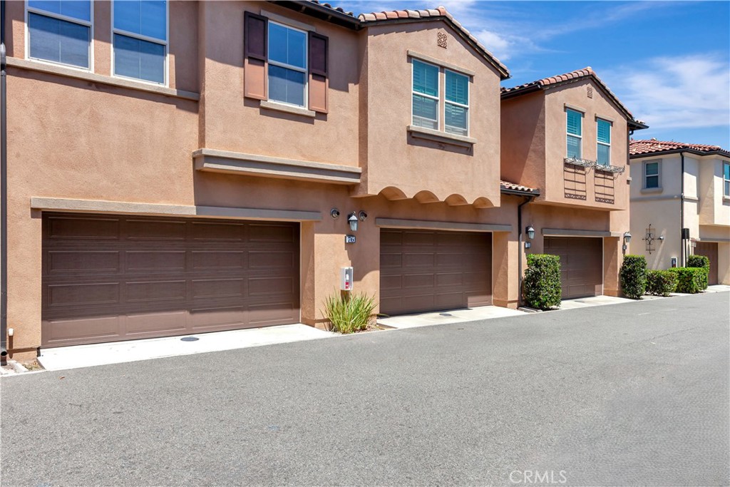 76 Finch Property Photo 31