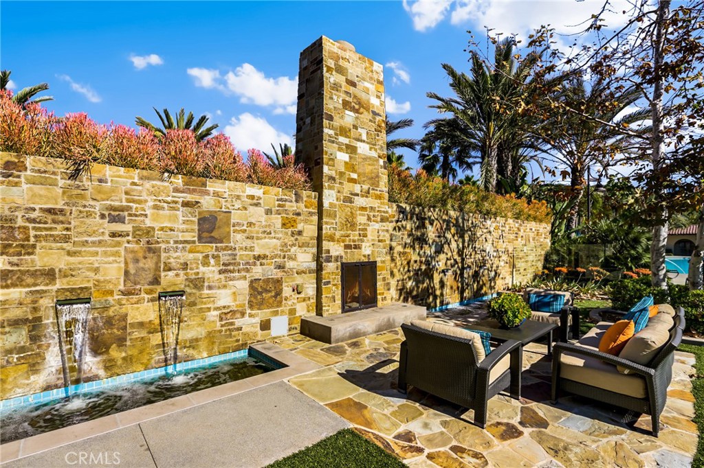 76 Finch Property Photo 37