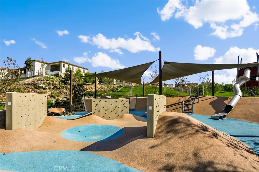 76 Finch Property Photo 40