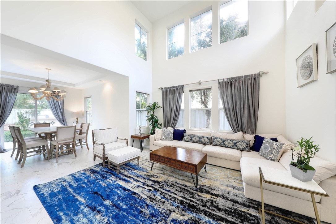 27 Vienne Property Photo 3