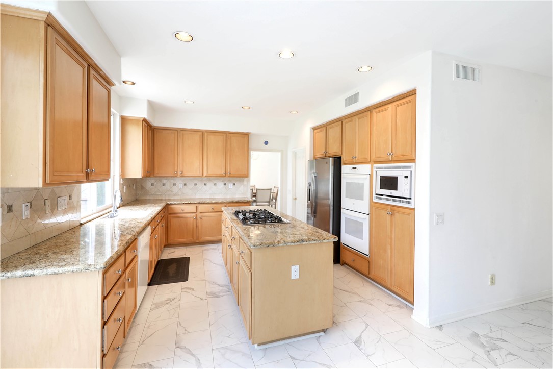 27 Vienne Property Photo 7