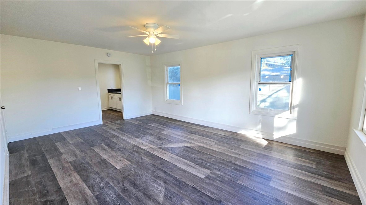 415 W Pine Property Photo 8