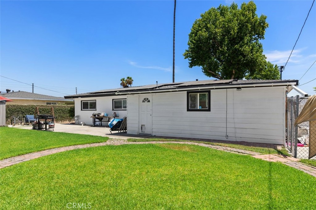 4711 N Hollenbeck Property Photo 5
