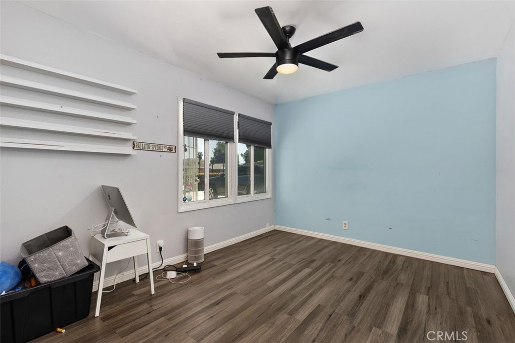 4711 N Hollenbeck Property Photo 12
