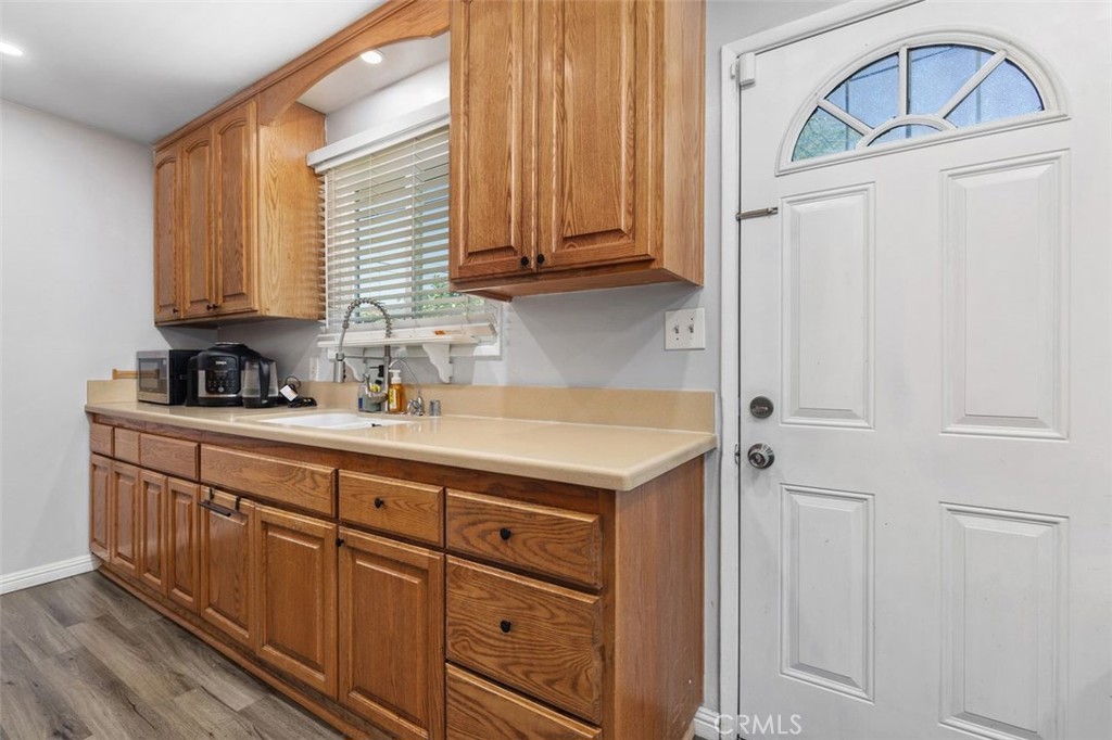 4711 N Hollenbeck Property Photo 15
