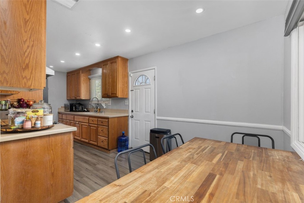 4711 N Hollenbeck Property Photo 17