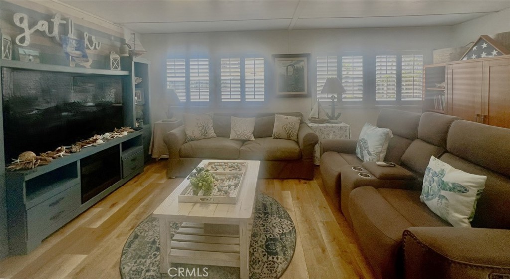 246 S Bayside Way Property Photo 8