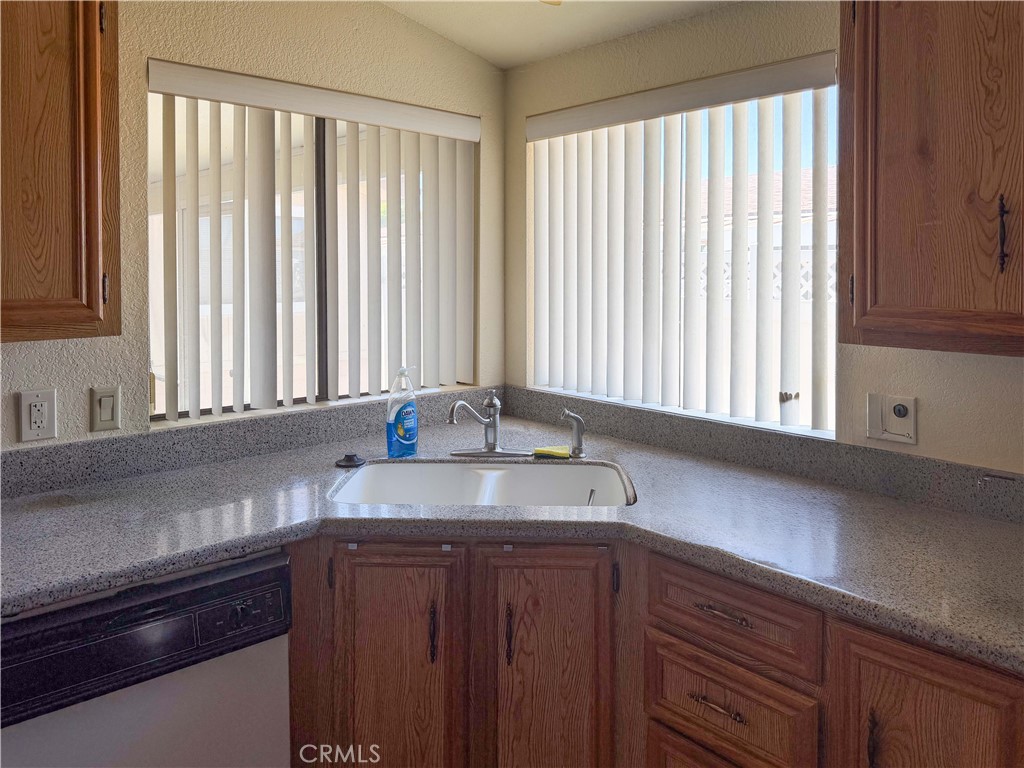 10961 Desert Lawn 315 Property Photo 13