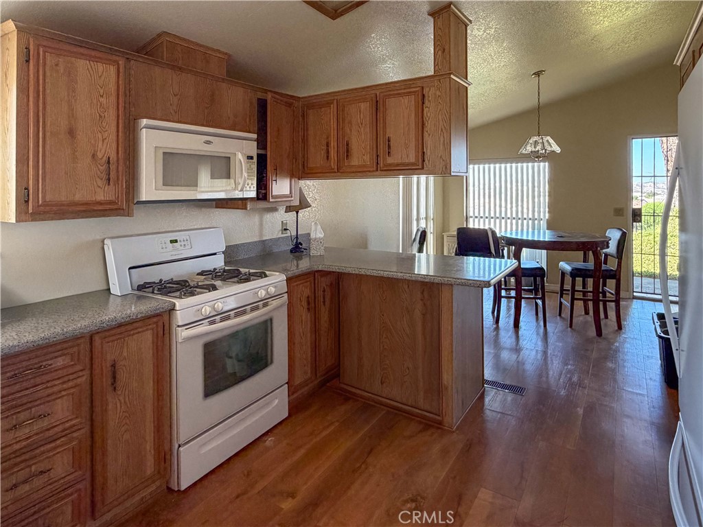 10961 Desert Lawn 315 Property Photo 17