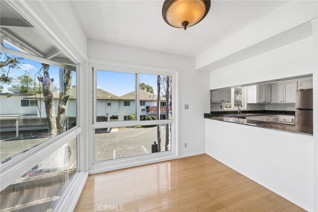 1706 Westcliff Property Photo 4