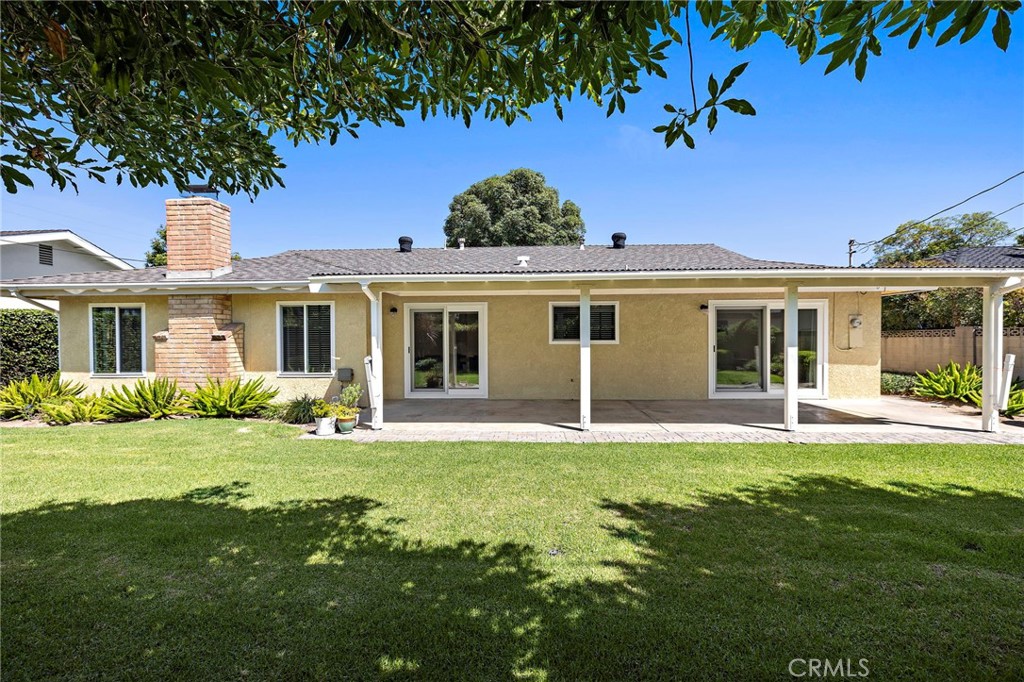 916 E Jonquil Property Photo 33