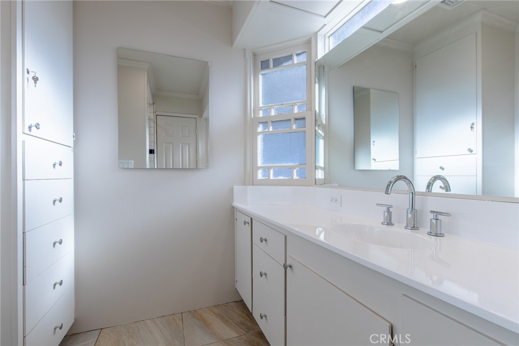 8232 Indianapolis Property Photo 45