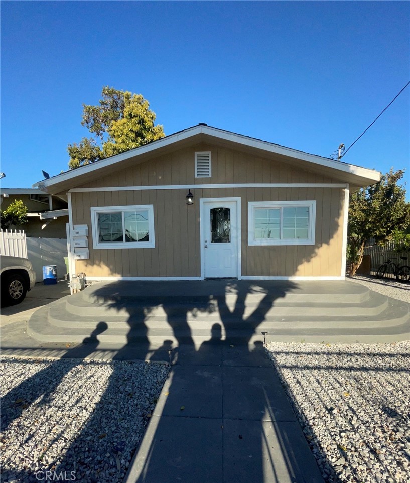 6208 Holmes Property Photo 1