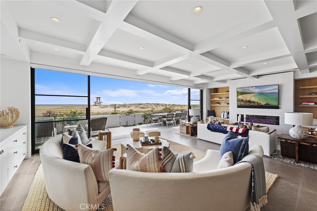 2148 E Oceanfront Property Photo 6