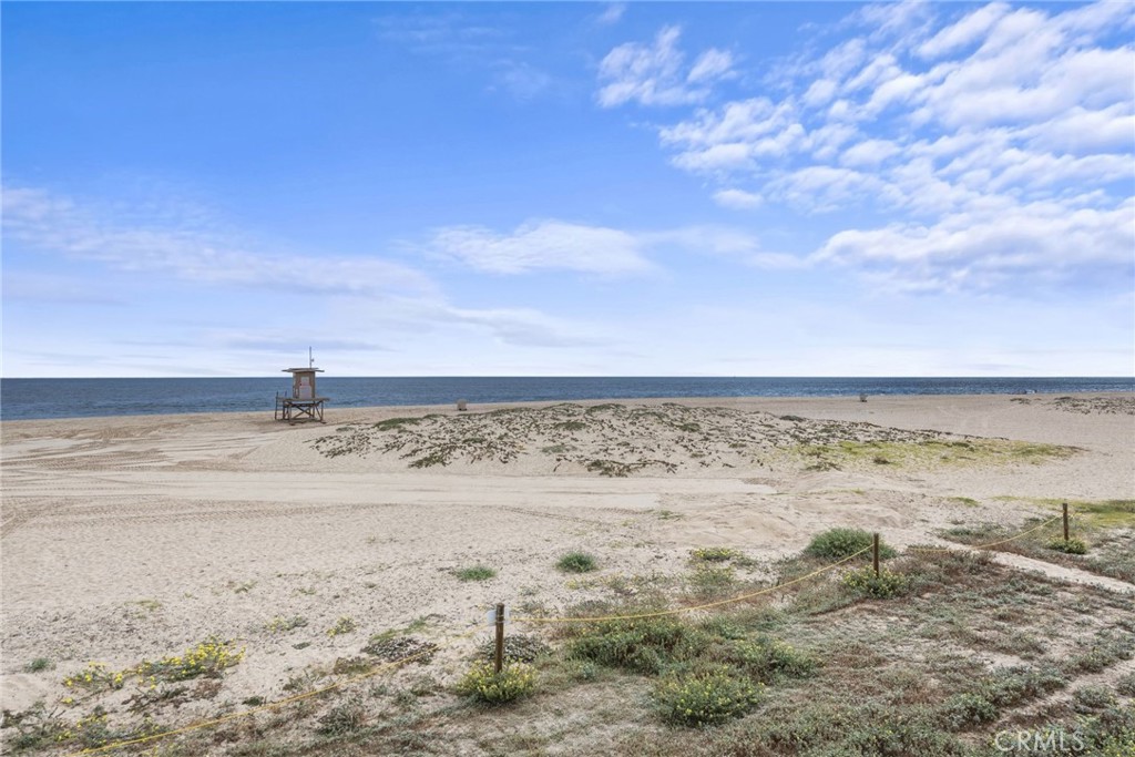 2148 E Oceanfront Property Photo 40
