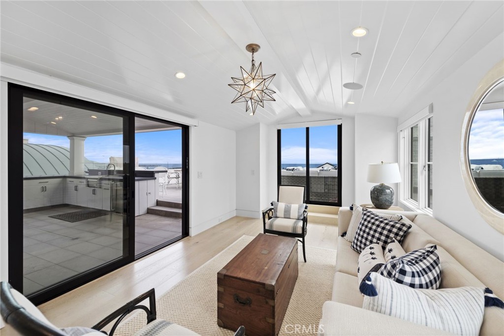 2148 E Oceanfront Property Photo 50