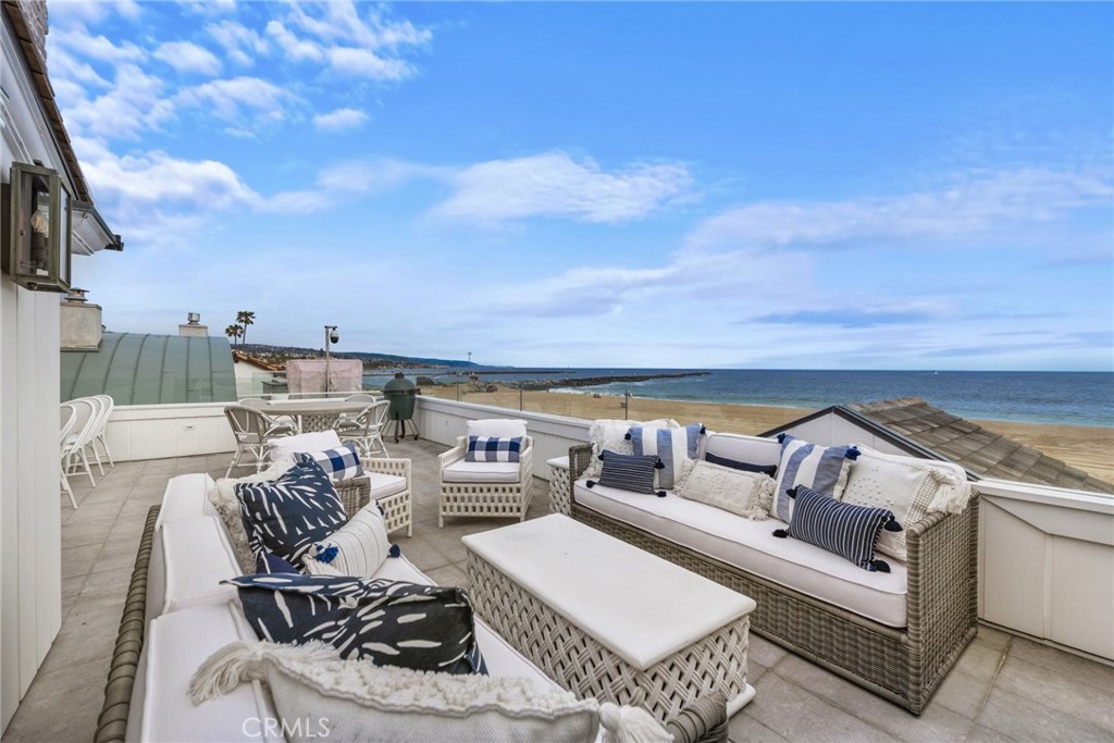 2148 E Oceanfront Property Photo 55