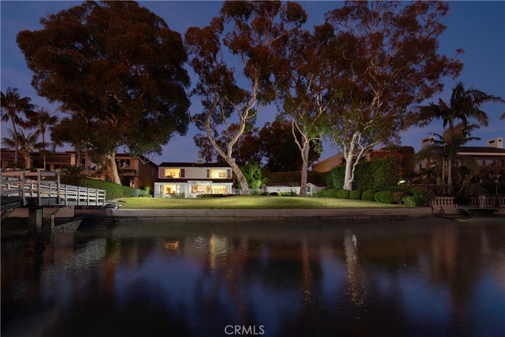 20 Harbor Island Property Photo 2