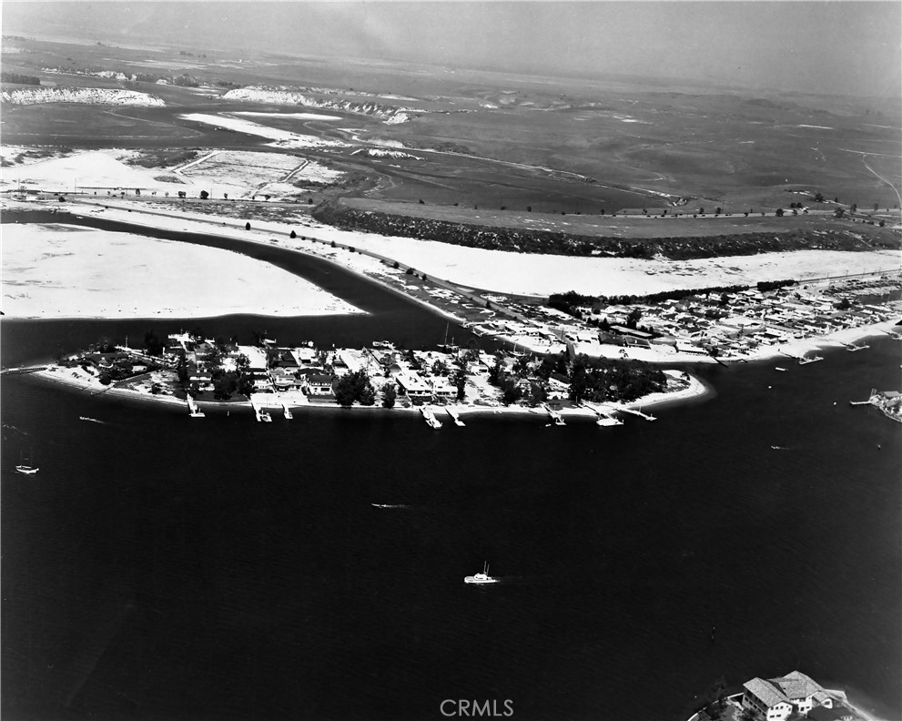 20 Harbor Island Property Photo 20