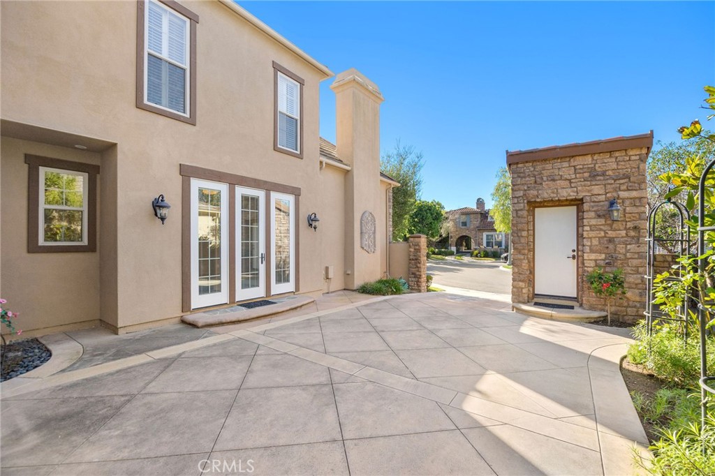 42 Lemans Property Photo 25