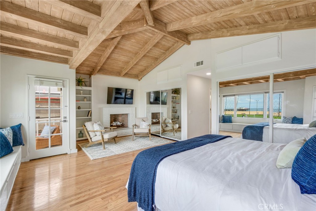 920 E Oceanfront Property Photo 16