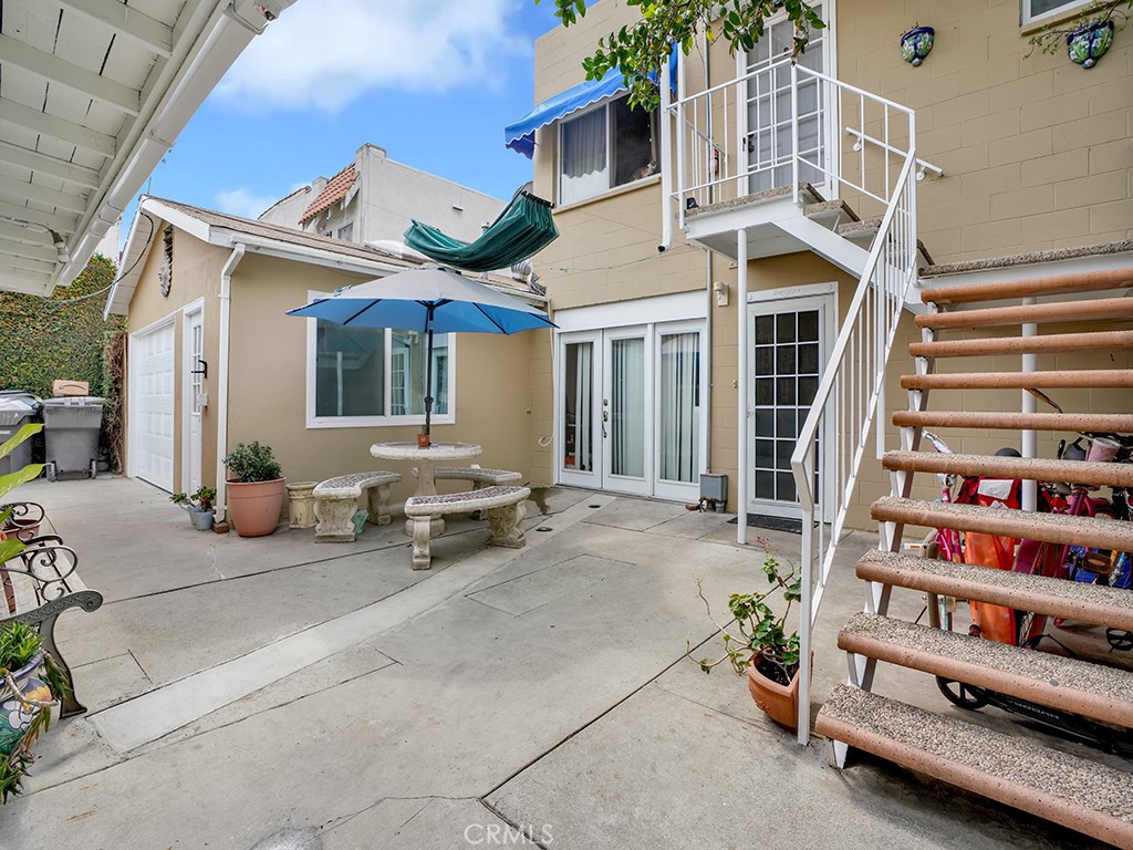 4124 E Anaheim Street Property Photo 7