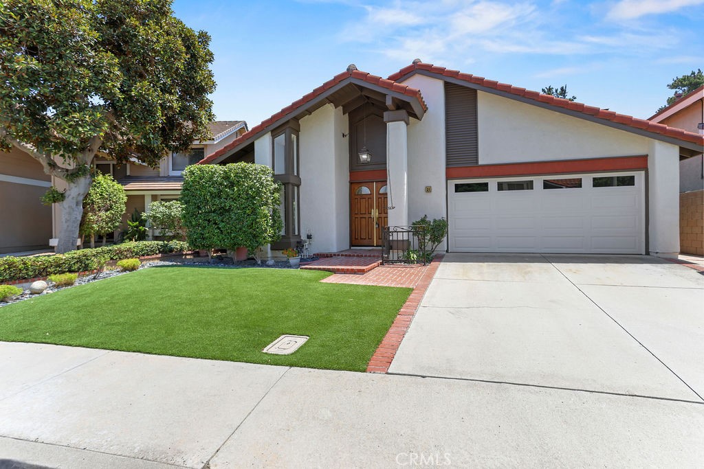 21 Glorieta W Property Photo 1