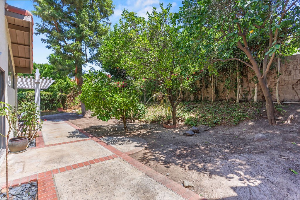 21 Glorieta W Property Photo 32
