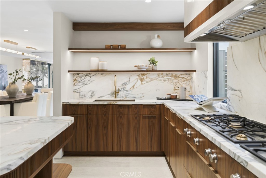 503 J Property Photo 12