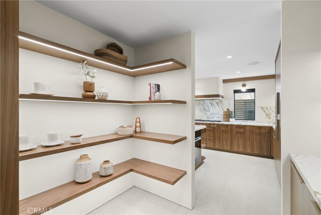 503 J Property Photo 16