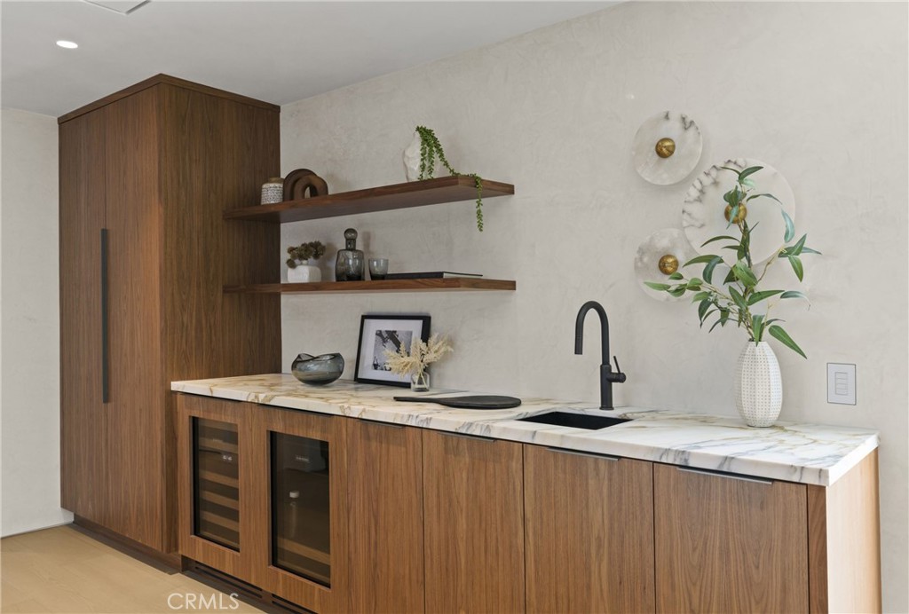 503 J Property Photo 21