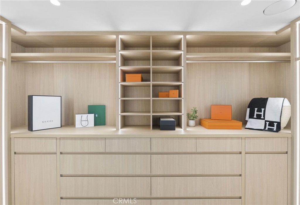 503 J Property Photo 26