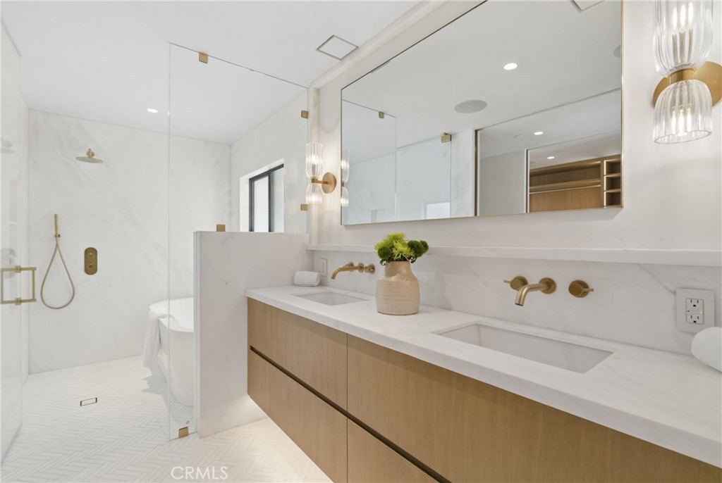 503 J Property Photo 28
