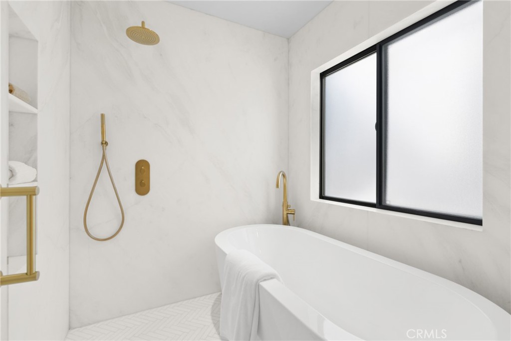 503 J Property Photo 29