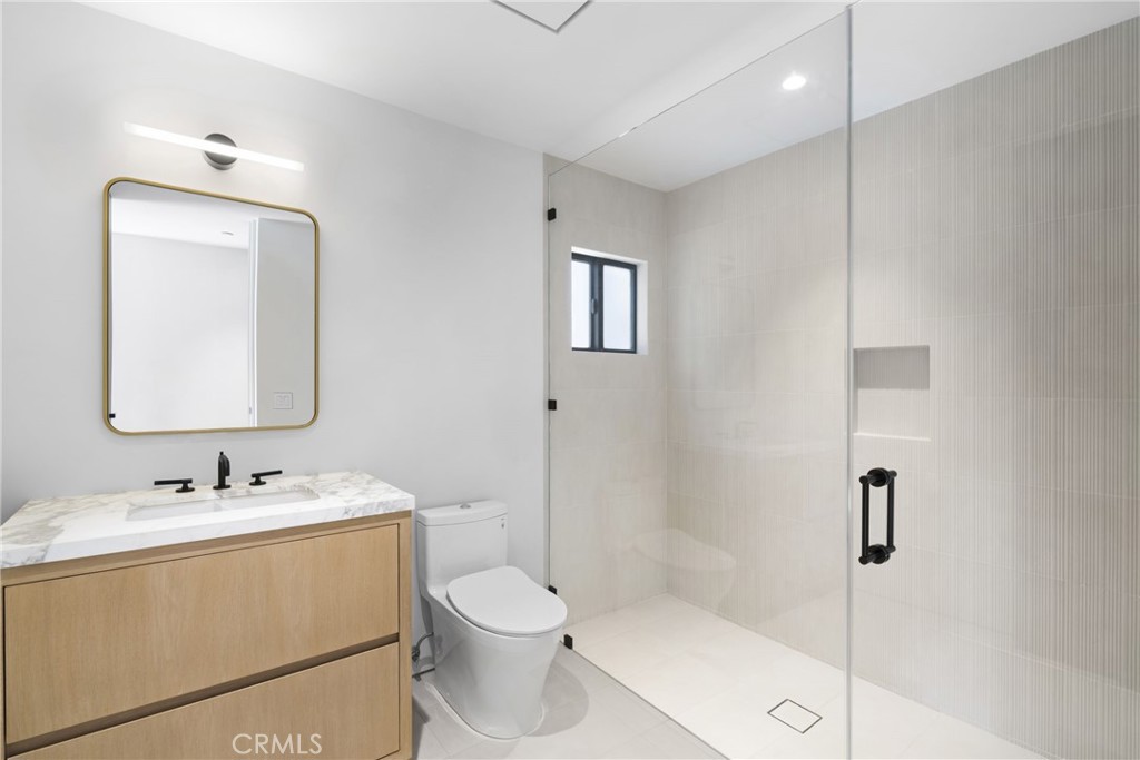 503 J Property Photo 36