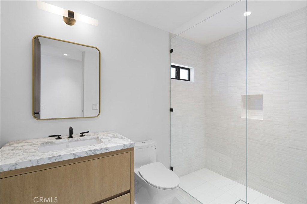 503 J Property Photo 40