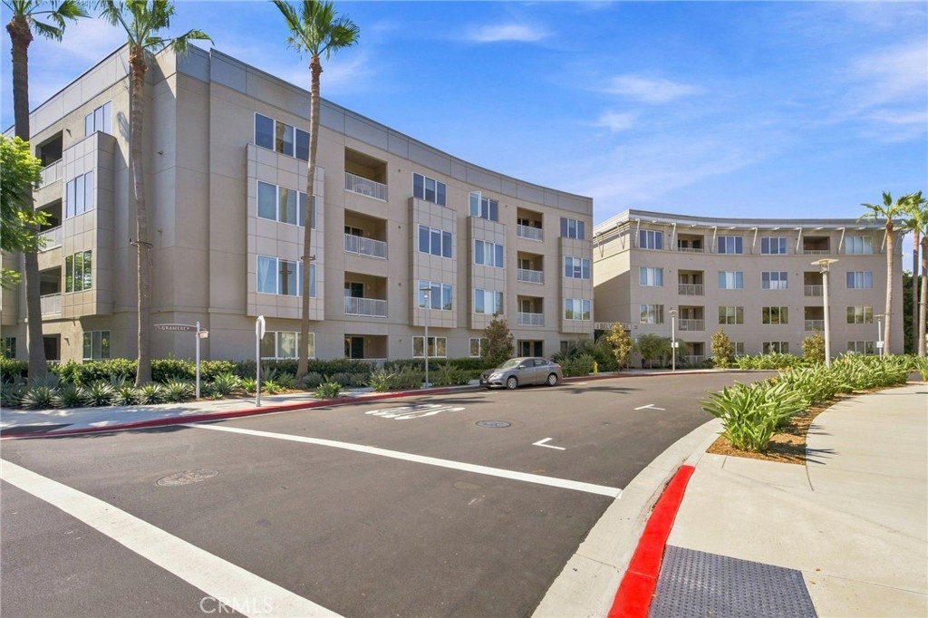 21 Gramercy 309 Property Photo 25