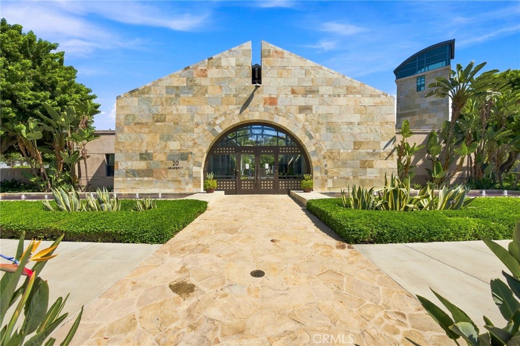 21 Gramercy 309 Property Photo 28