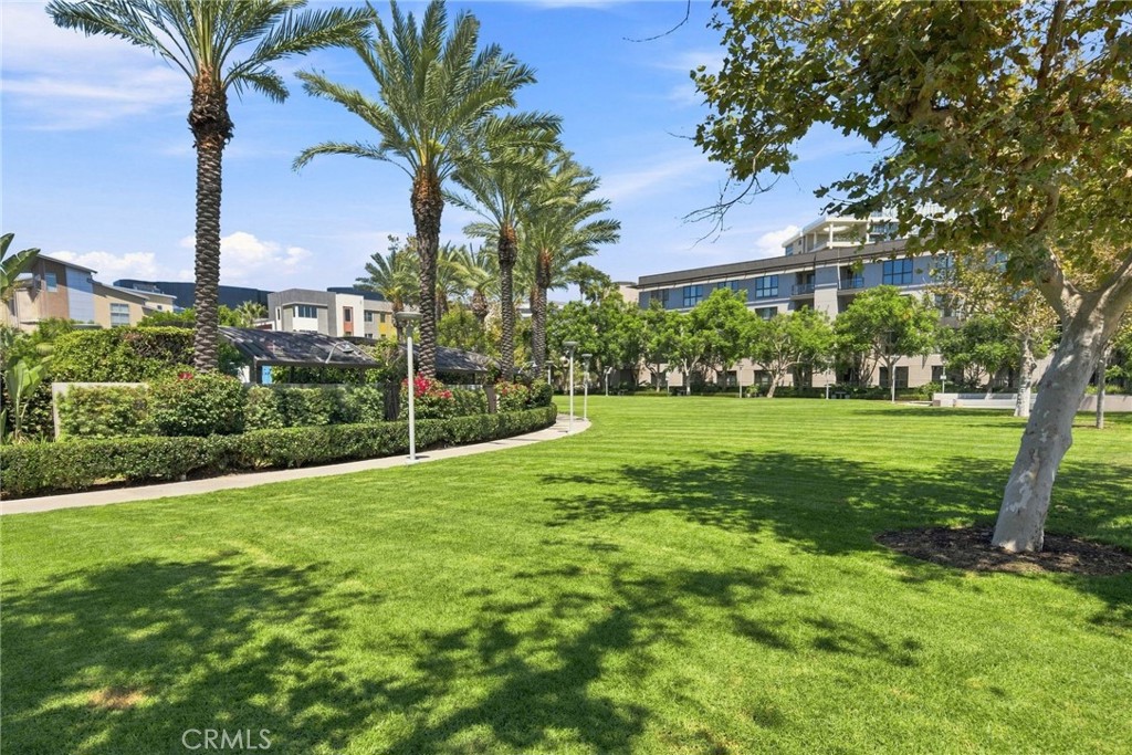21 Gramercy 309 Property Photo 35