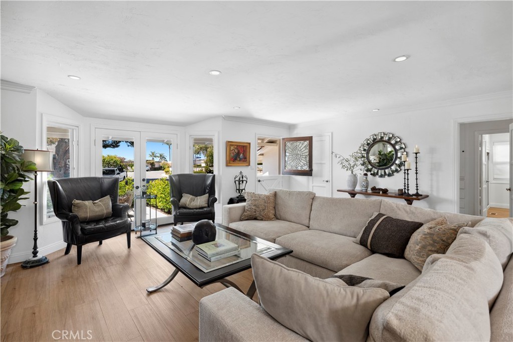 540 De Anza Drive Property Photo 3
