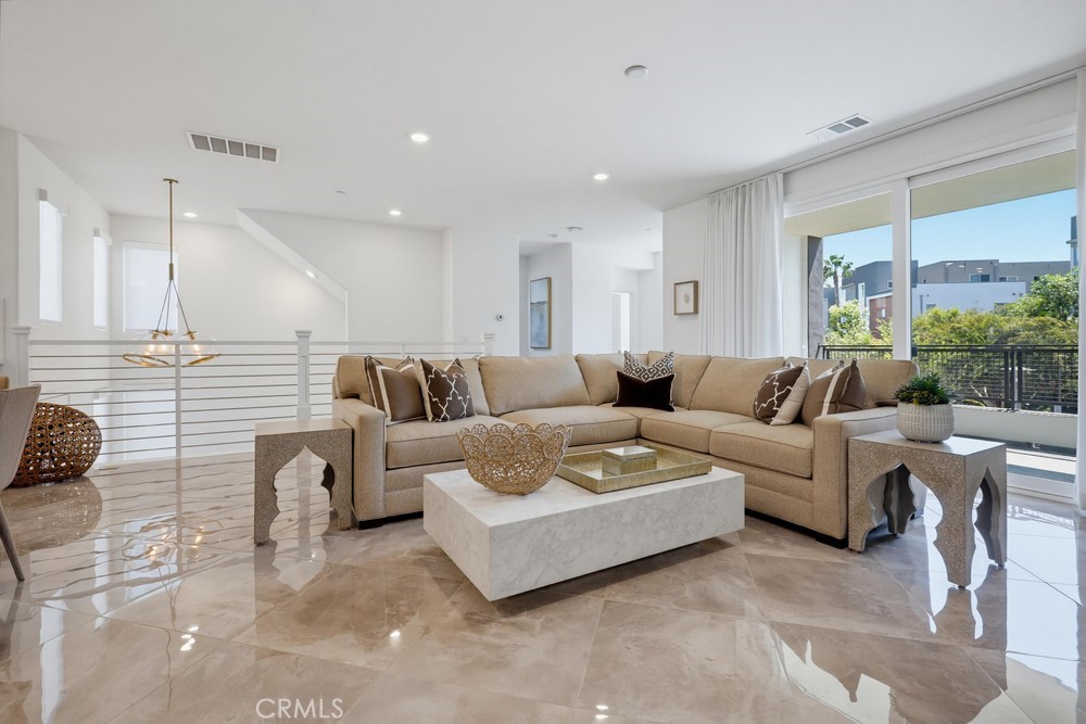 162 Bowery Property Photo 4