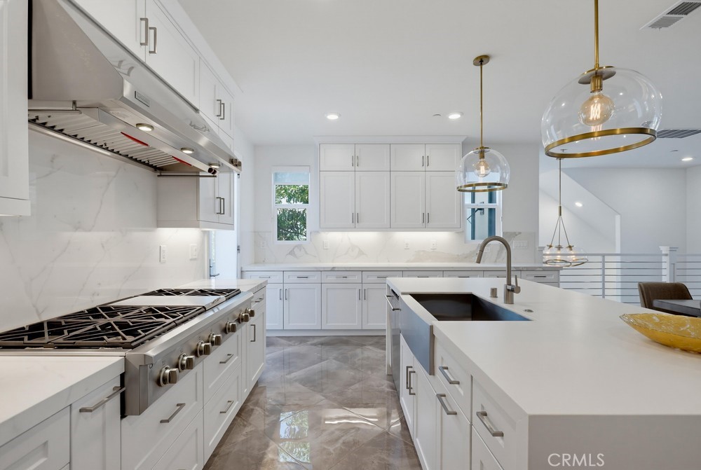 162 Bowery Property Photo 26
