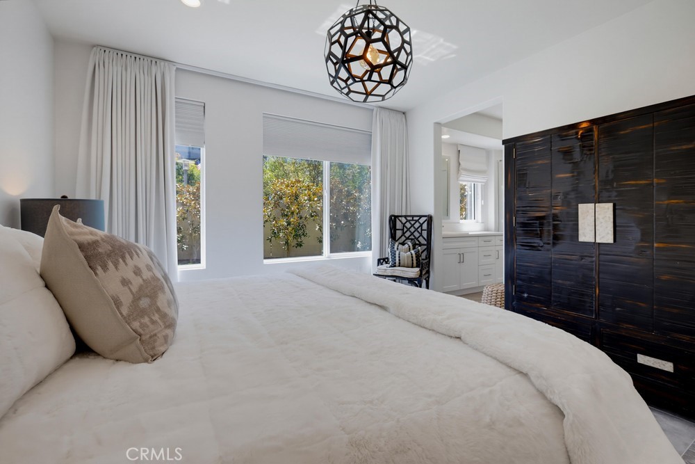 162 Bowery Property Photo 33