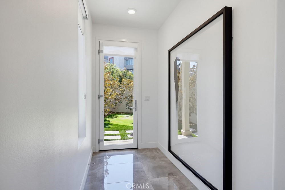 162 Bowery Property Photo 37