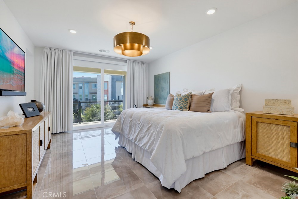 162 Bowery Property Photo 45