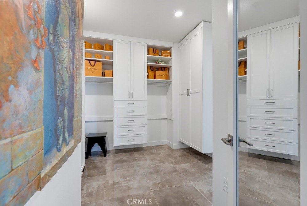 162 Bowery Property Photo 48