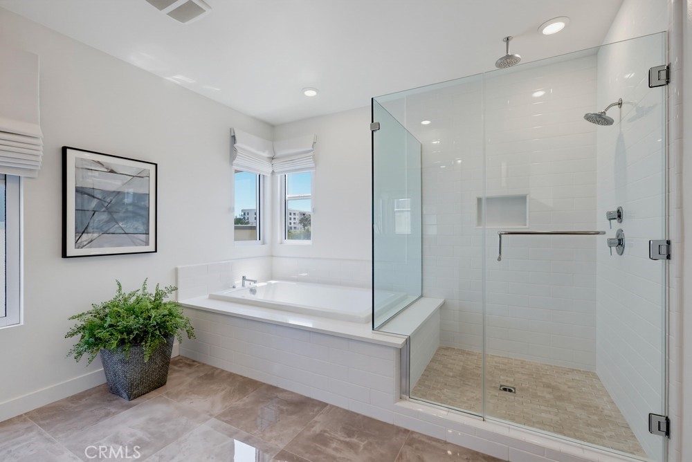 162 Bowery Property Photo 51