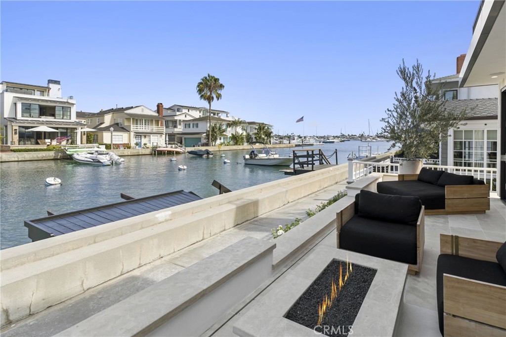 113 Grand Canal Property Photo 1