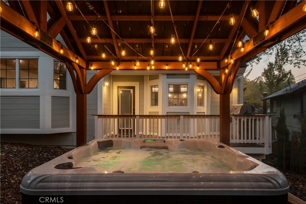1037 Beaver Property Photo 5